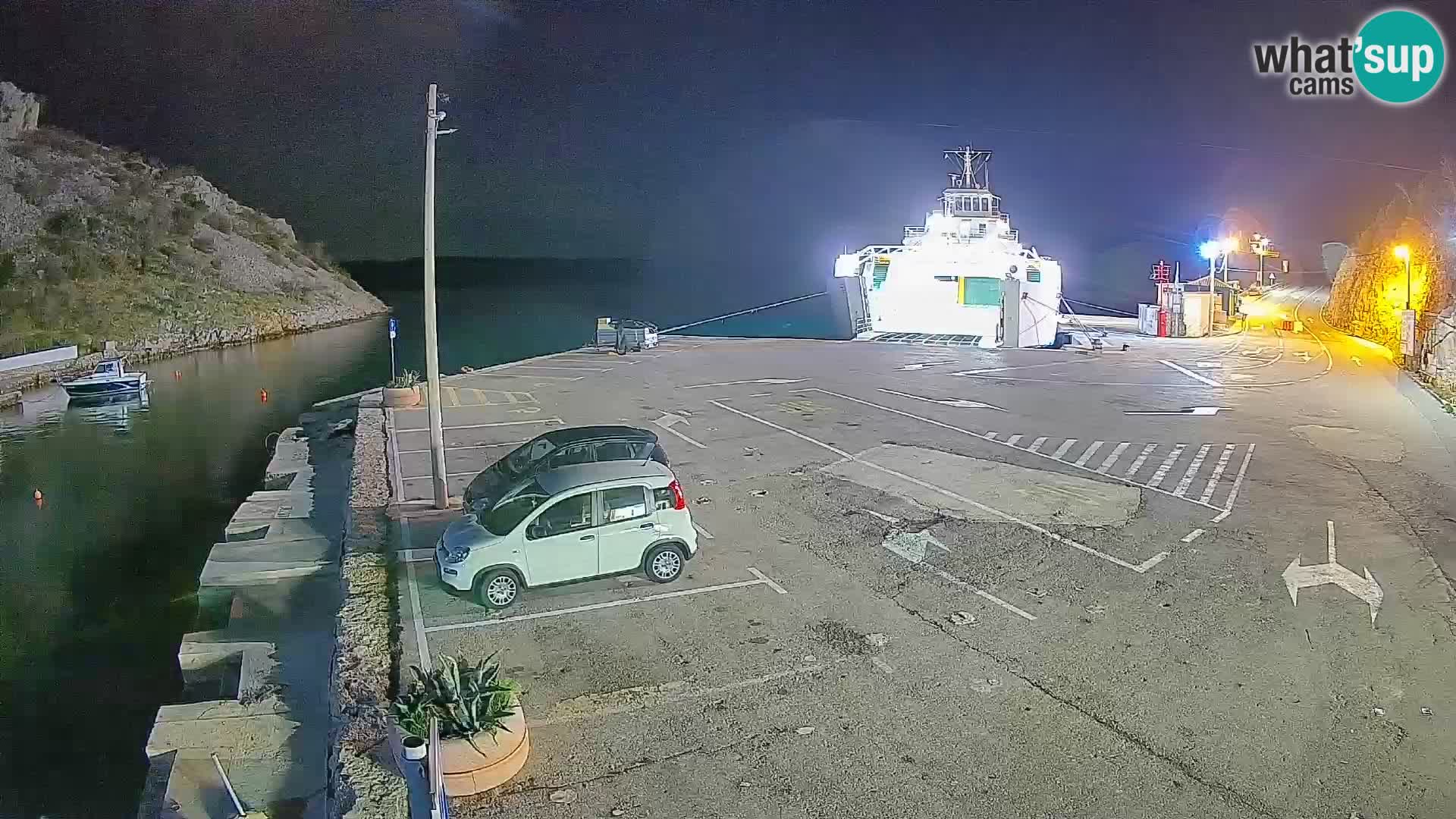 Webcam Prizna ferry port to Pag island