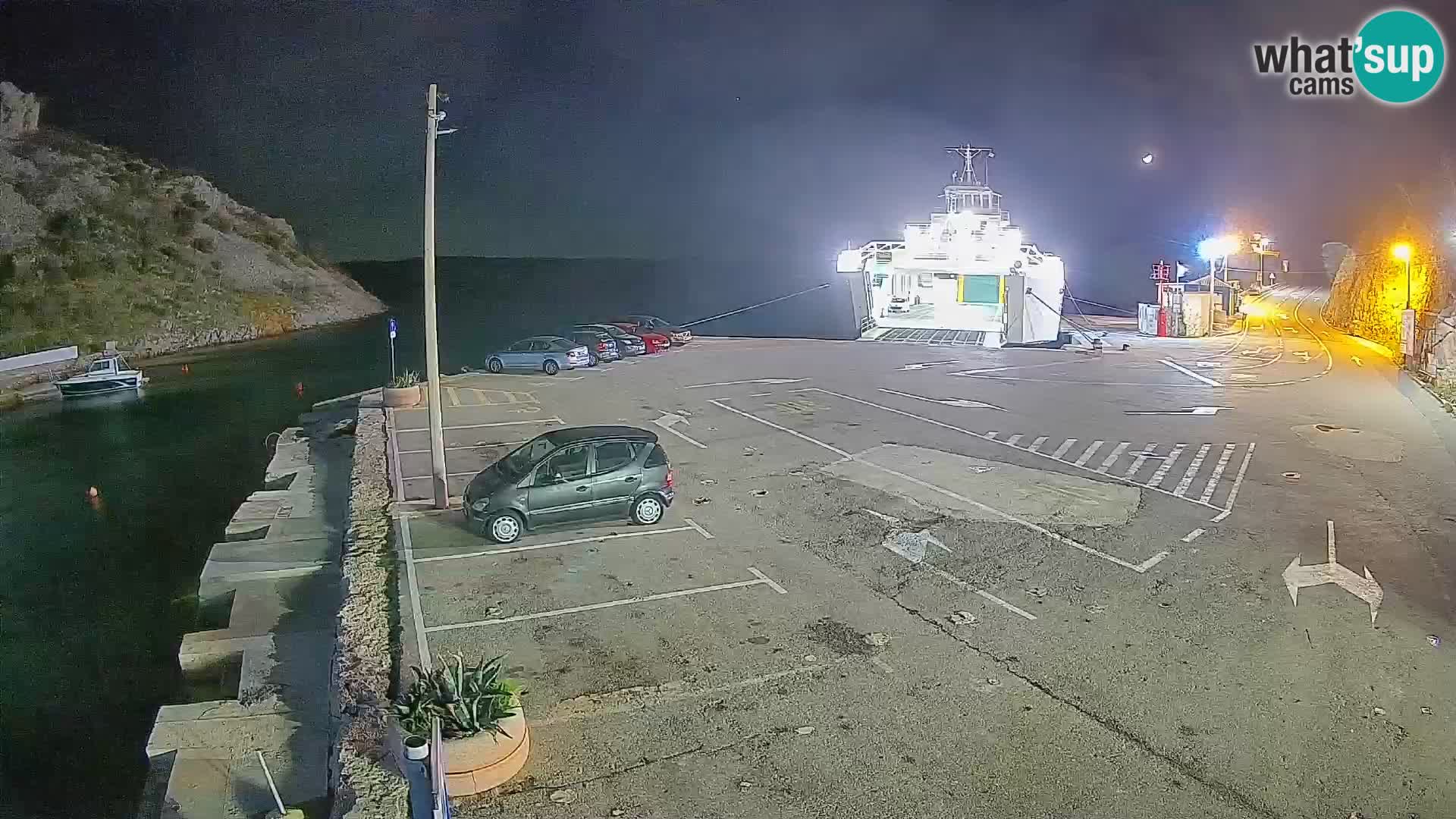 Webcam Prizna ferry port to Pag island