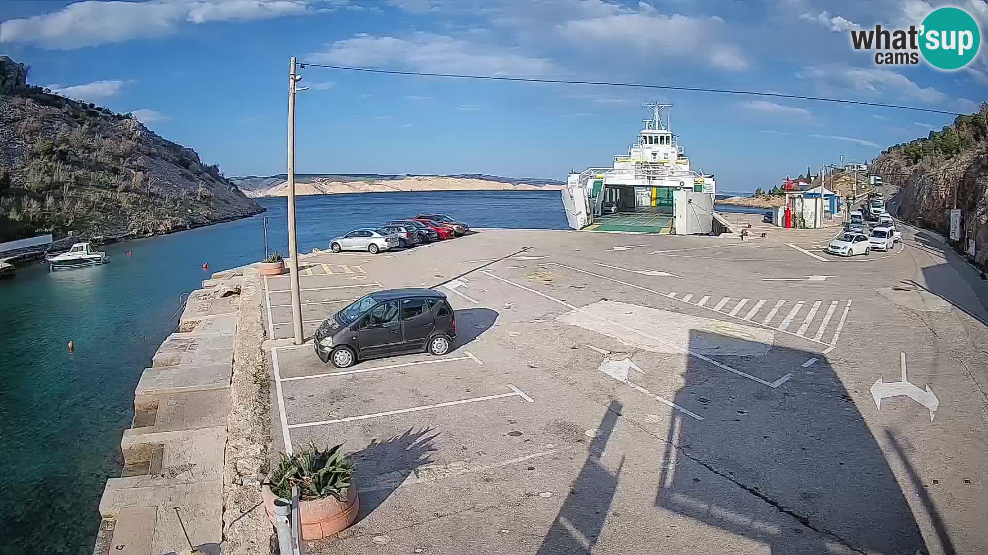 Webcam Prizna ferry port to Pag island