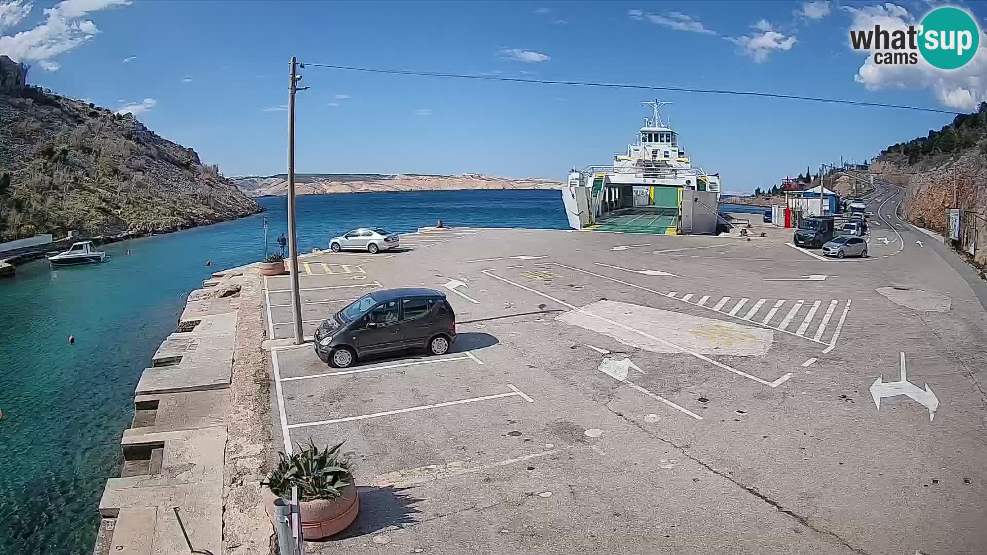 Webcam Prizna ferry port to Pag island