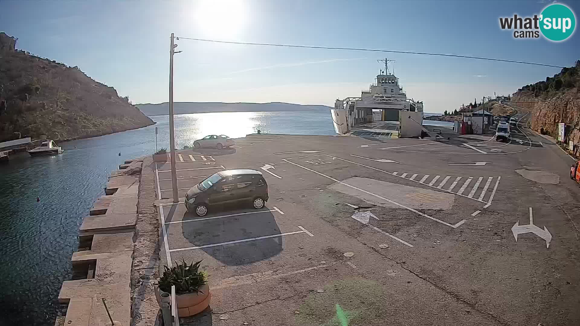 Webcam Prizna ferry port to Pag island