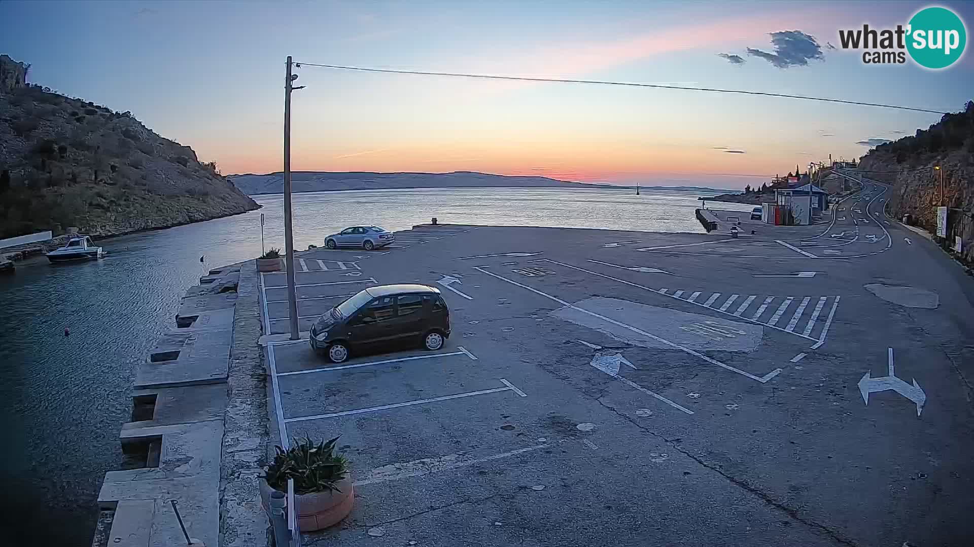 Webcam port de ferry de Prizna – vers l’île de Pag