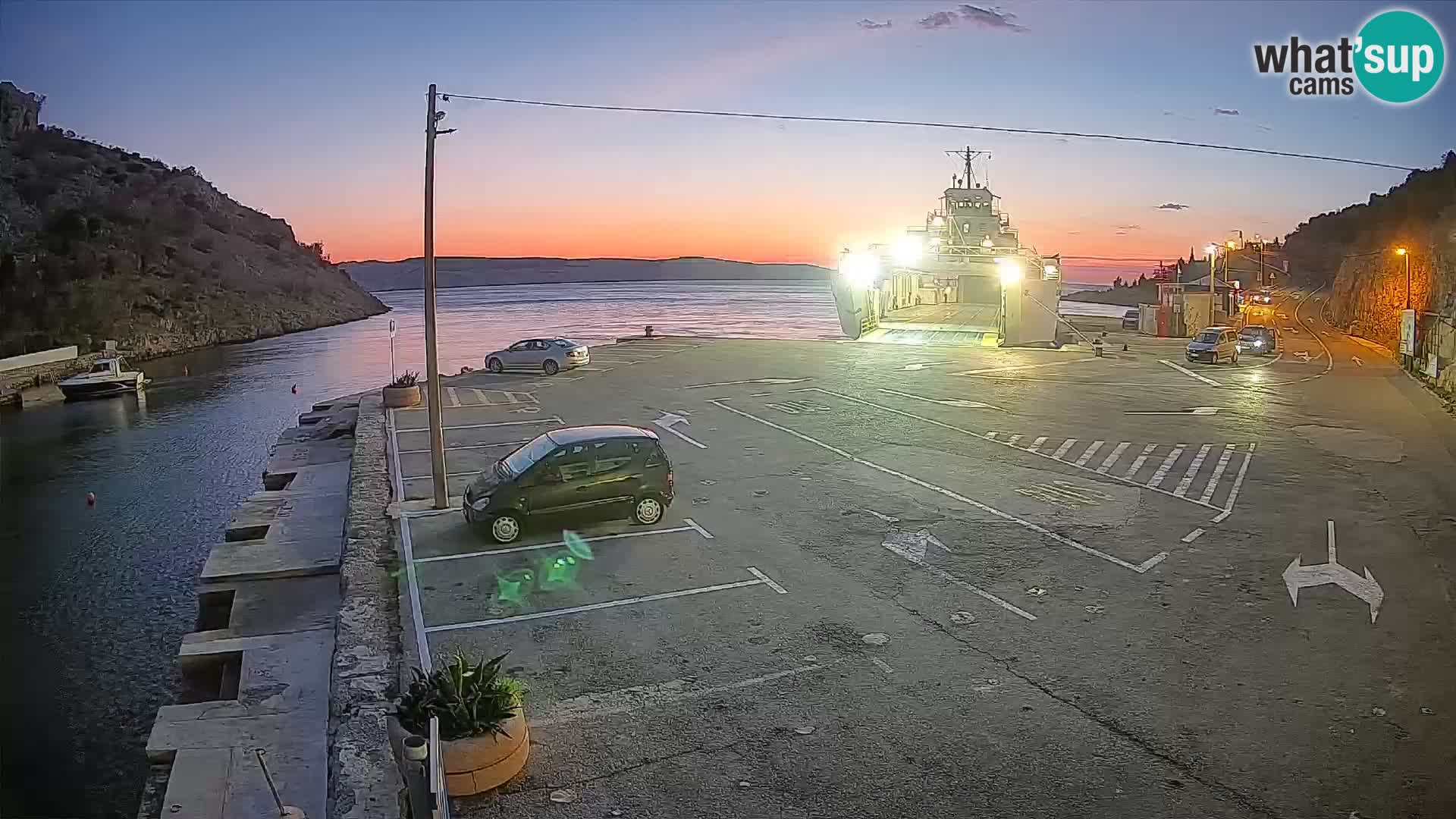 Webcam port de ferry de Prizna – vers l’île de Pag