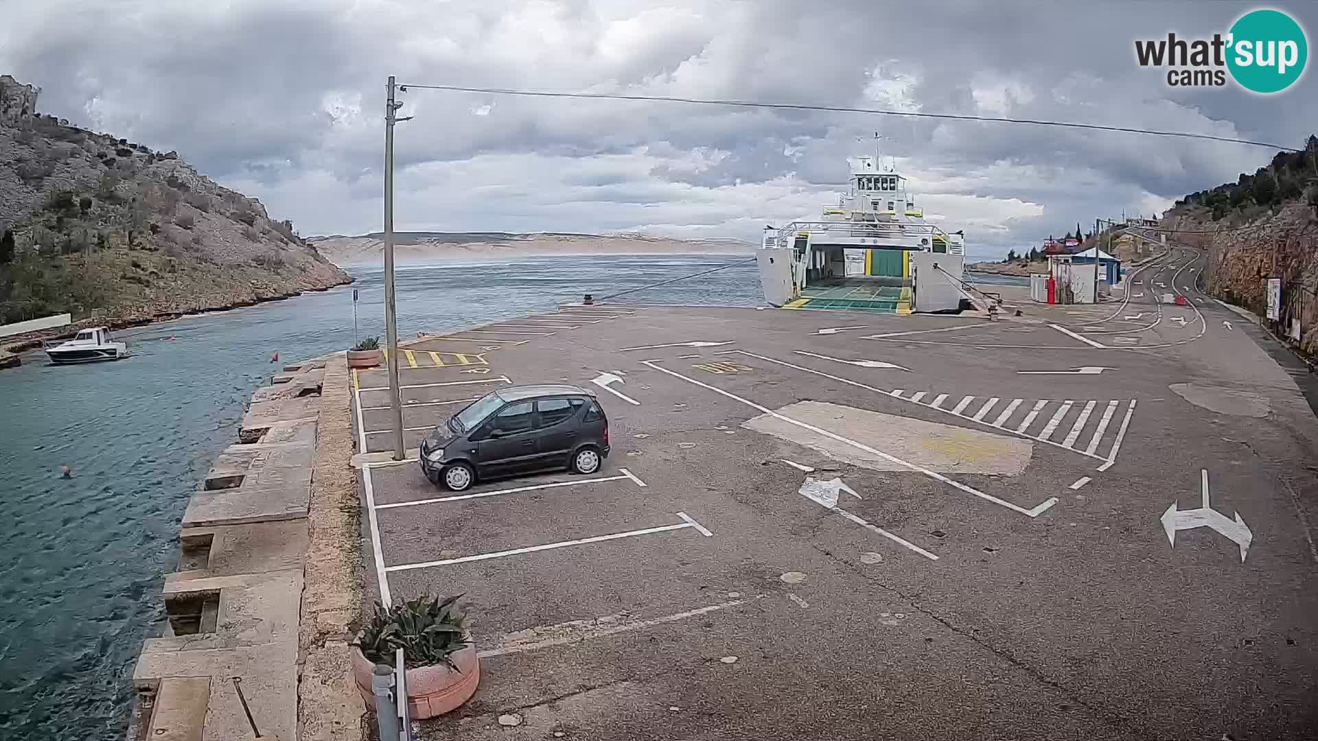 Webcam port de ferry de Prizna – vers l’île de Pag