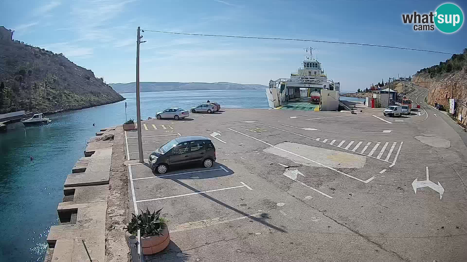 Webcam port de ferry de Prizna – vers l’île de Pag