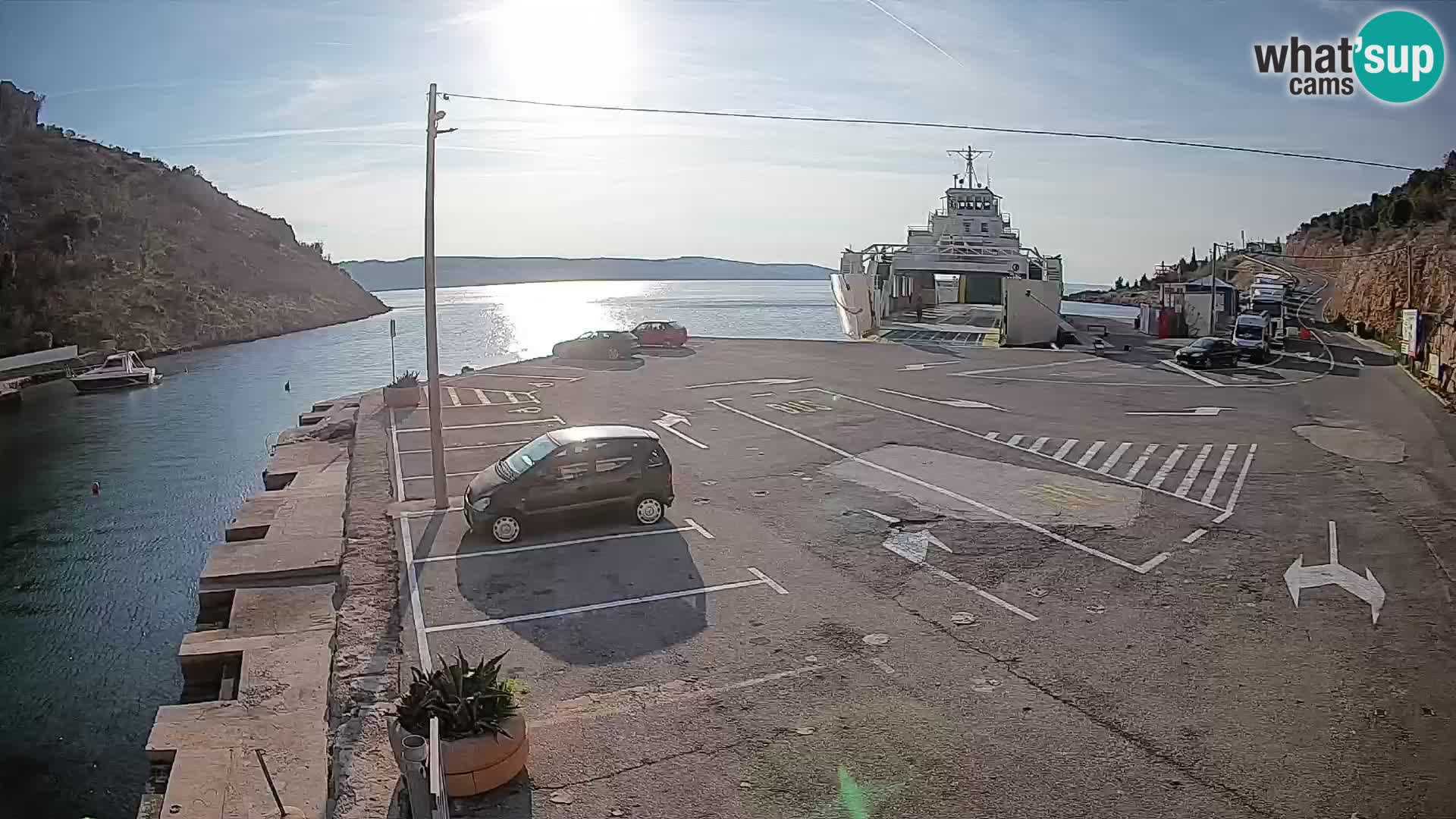 Webcam Prizna ferry port to Pag island