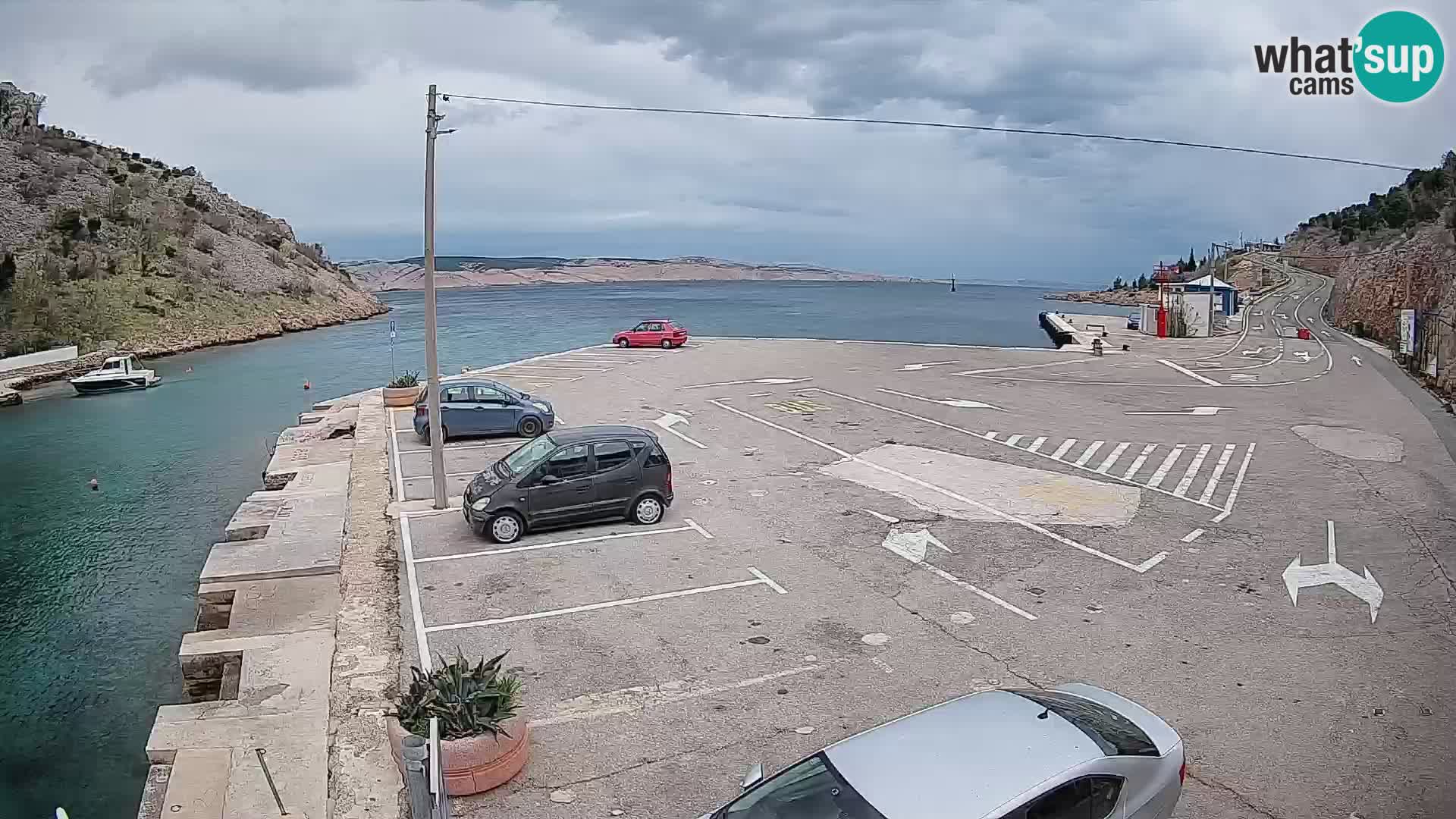 Webcam Prizna ferry port to Pag island