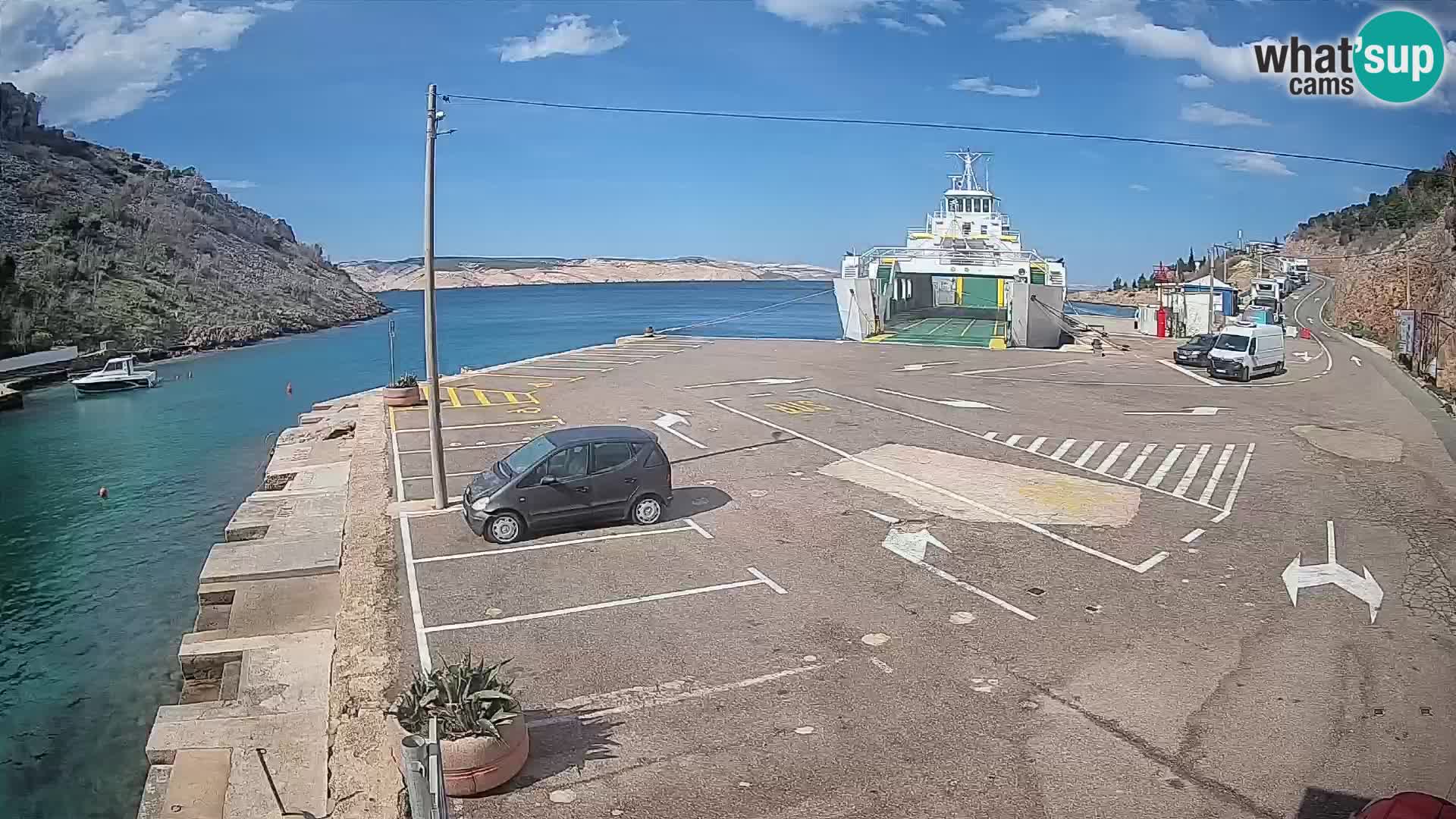 Webcam Prizna ferry port to Pag island