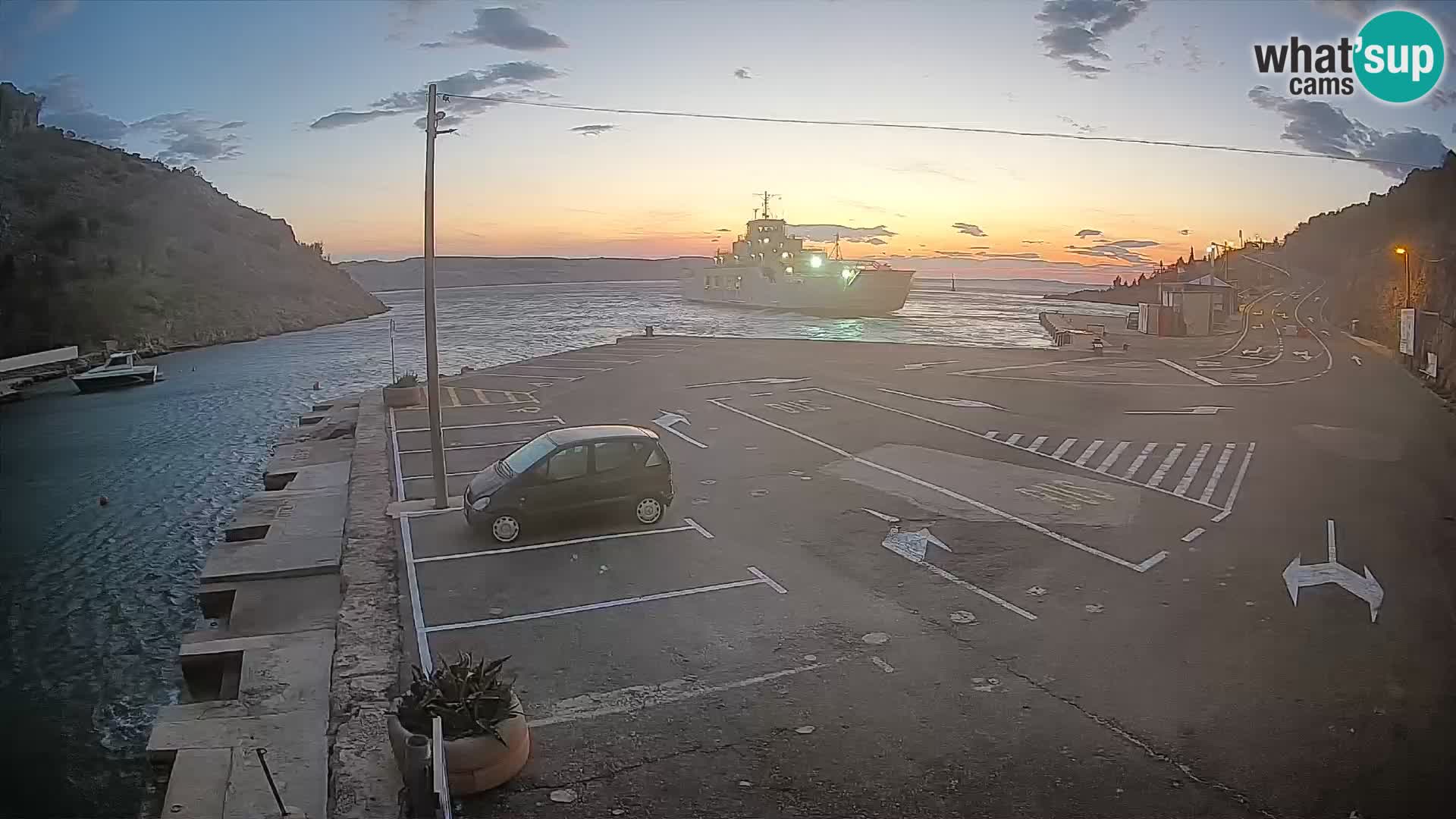Webcam port de ferry de Prizna – vers l’île de Pag