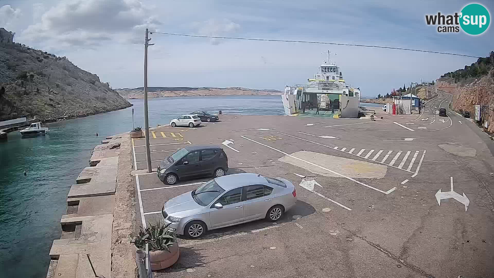 Webcam Prizna ferry port to Pag island