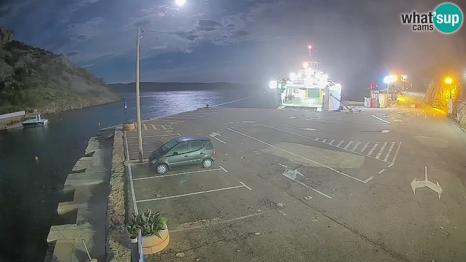 Webcam Prizna ferry port to Pag island