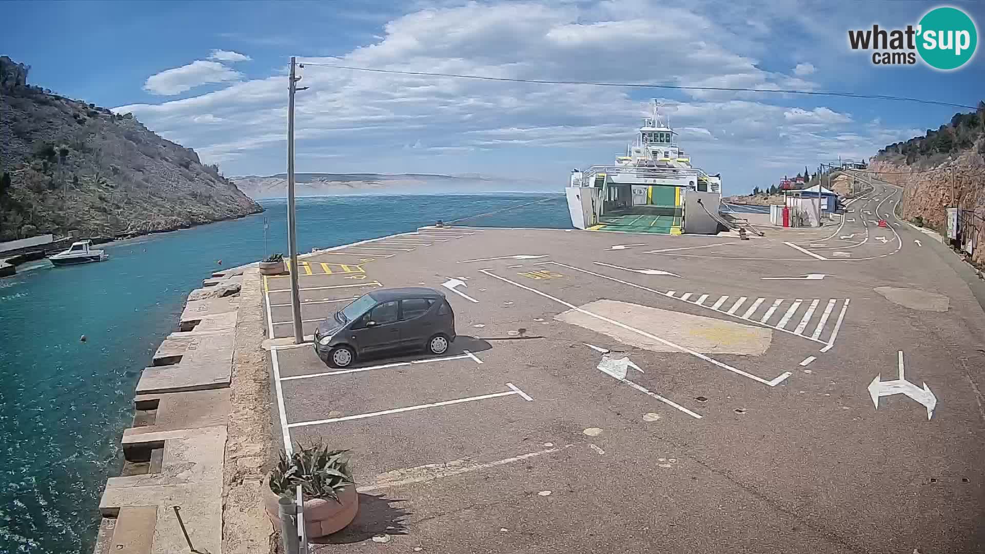 Webcam Prizna ferry port to Pag island
