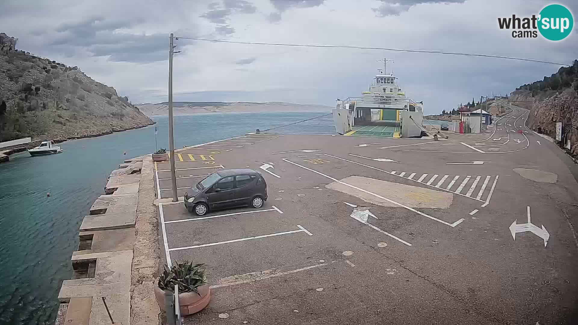 Webcam port de ferry de Prizna – vers l’île de Pag