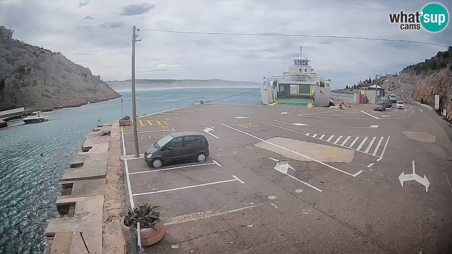 Webcam Prizna ferry port to Pag island