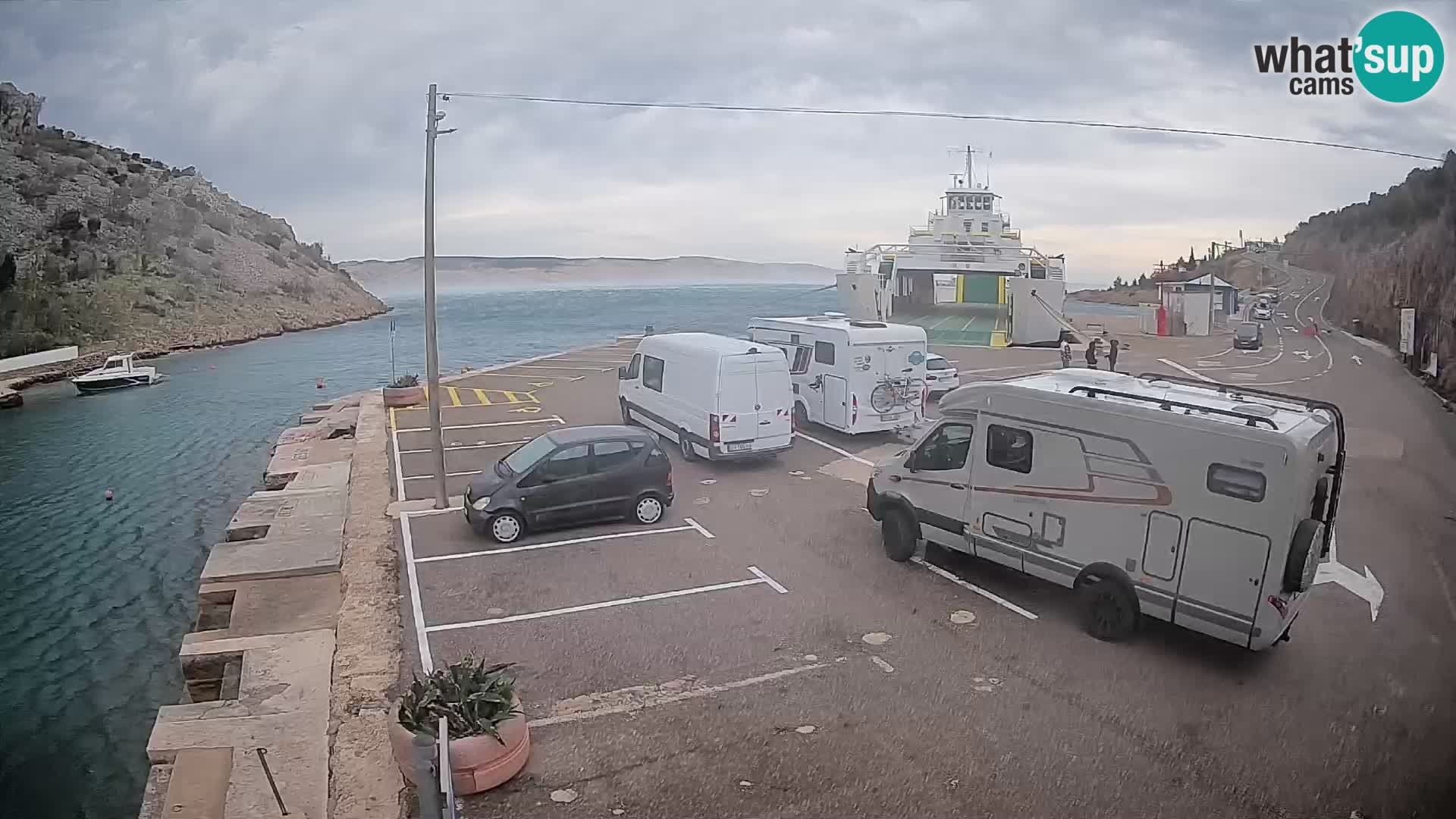 Webcam Prizna ferry port to Pag island