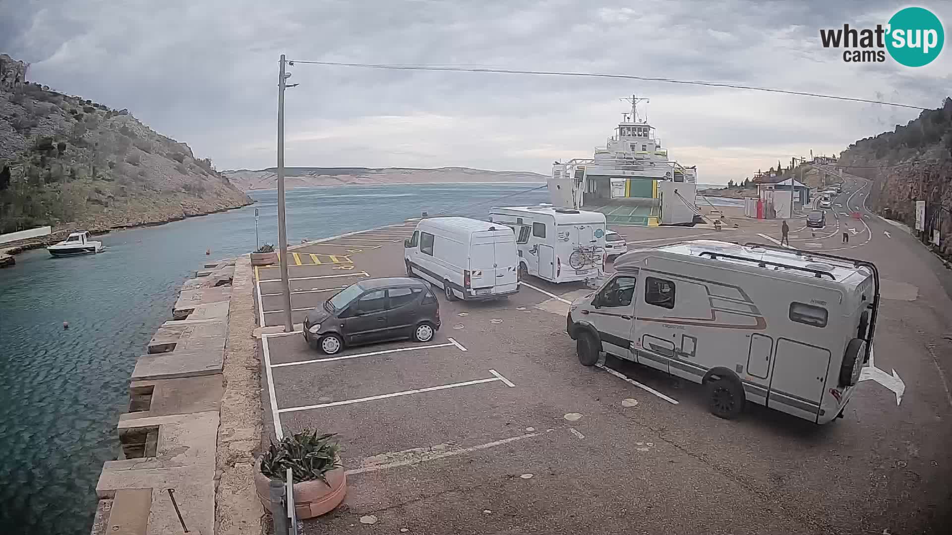 Webcam Fährhafen Prizna – zur Insel Pag