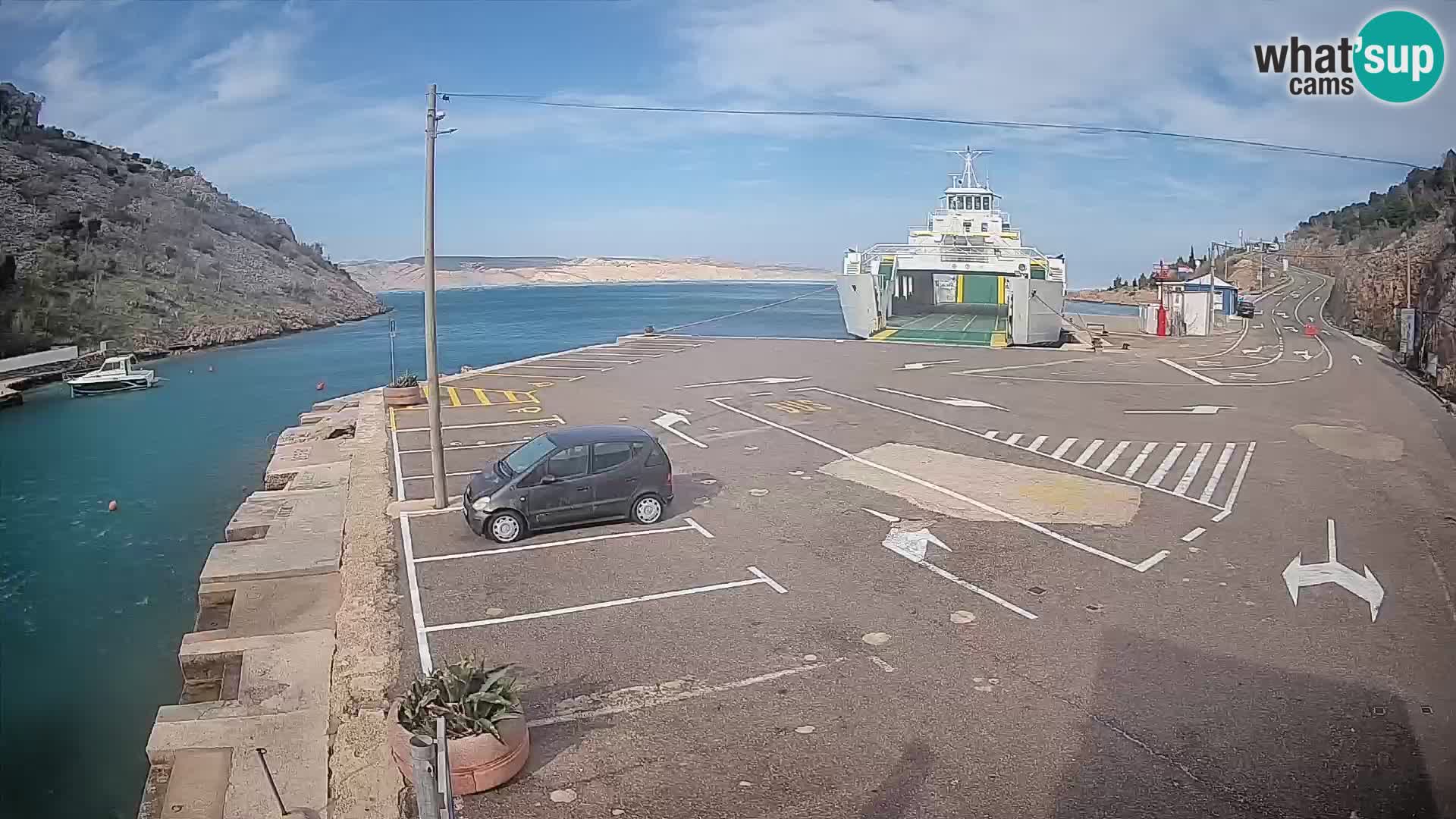Webcam Prizna ferry port to Pag island