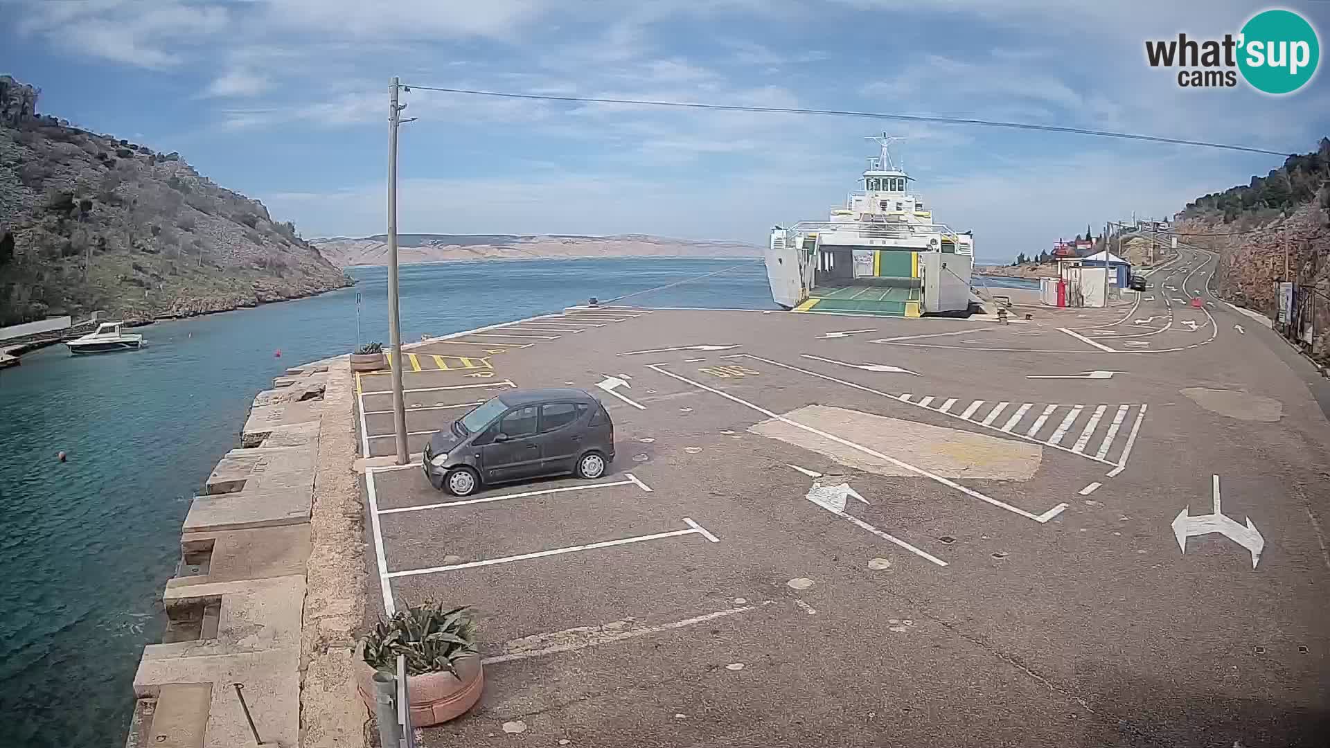 Webcam Prizna ferry port to Pag island