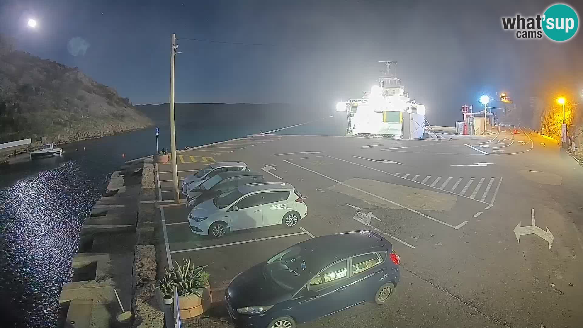 Webcam Prizna ferry port to Pag island
