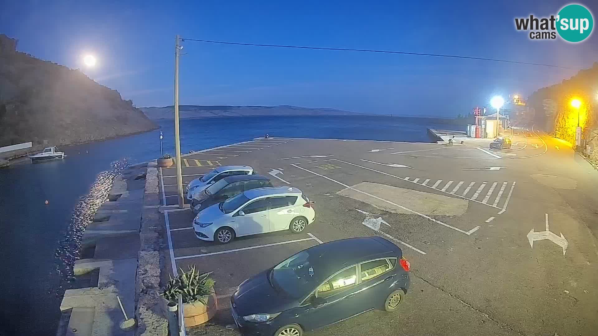 Webcam Prizna ferry port to Pag island