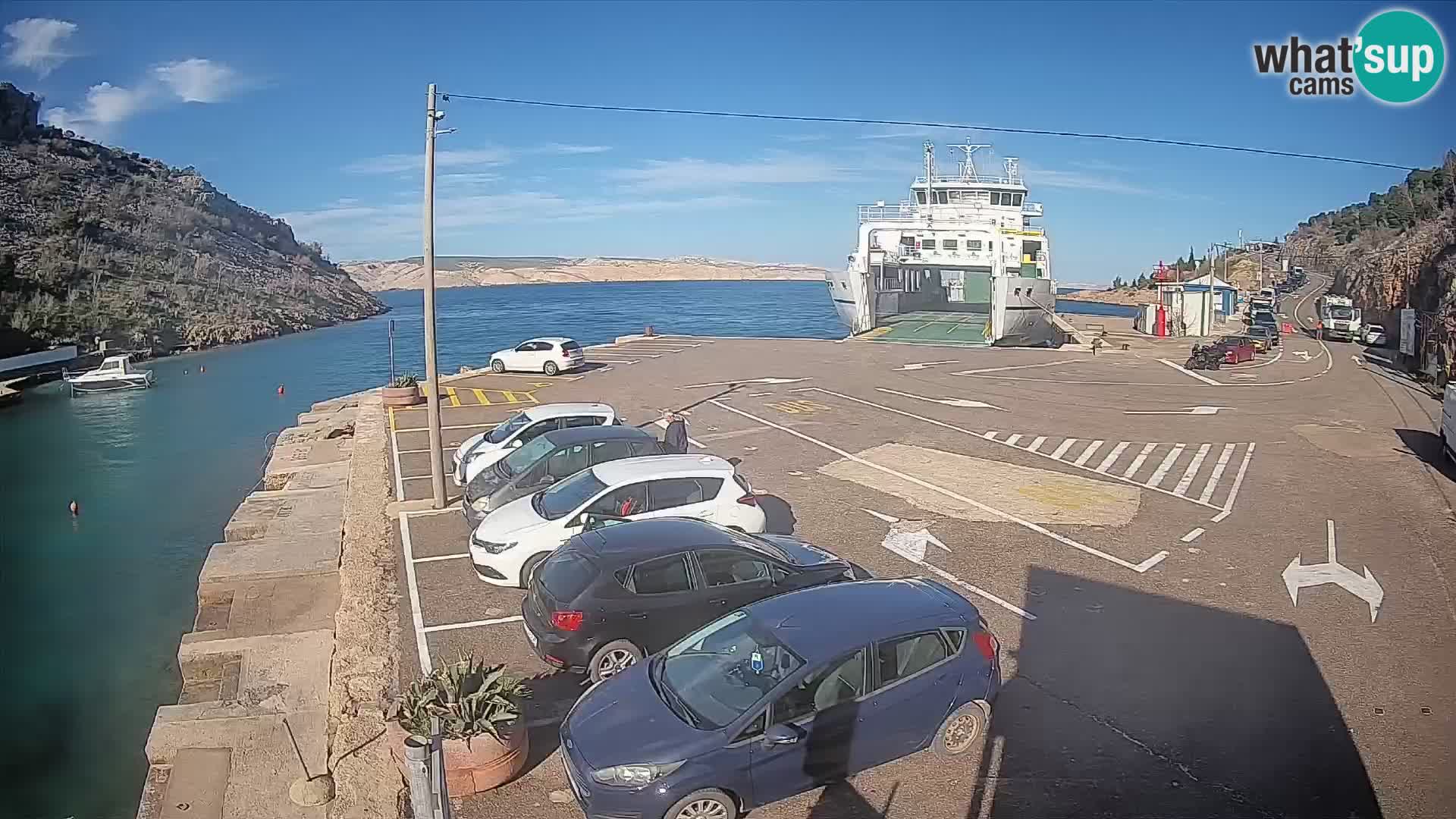 Webcam Prizna ferry port to Pag island