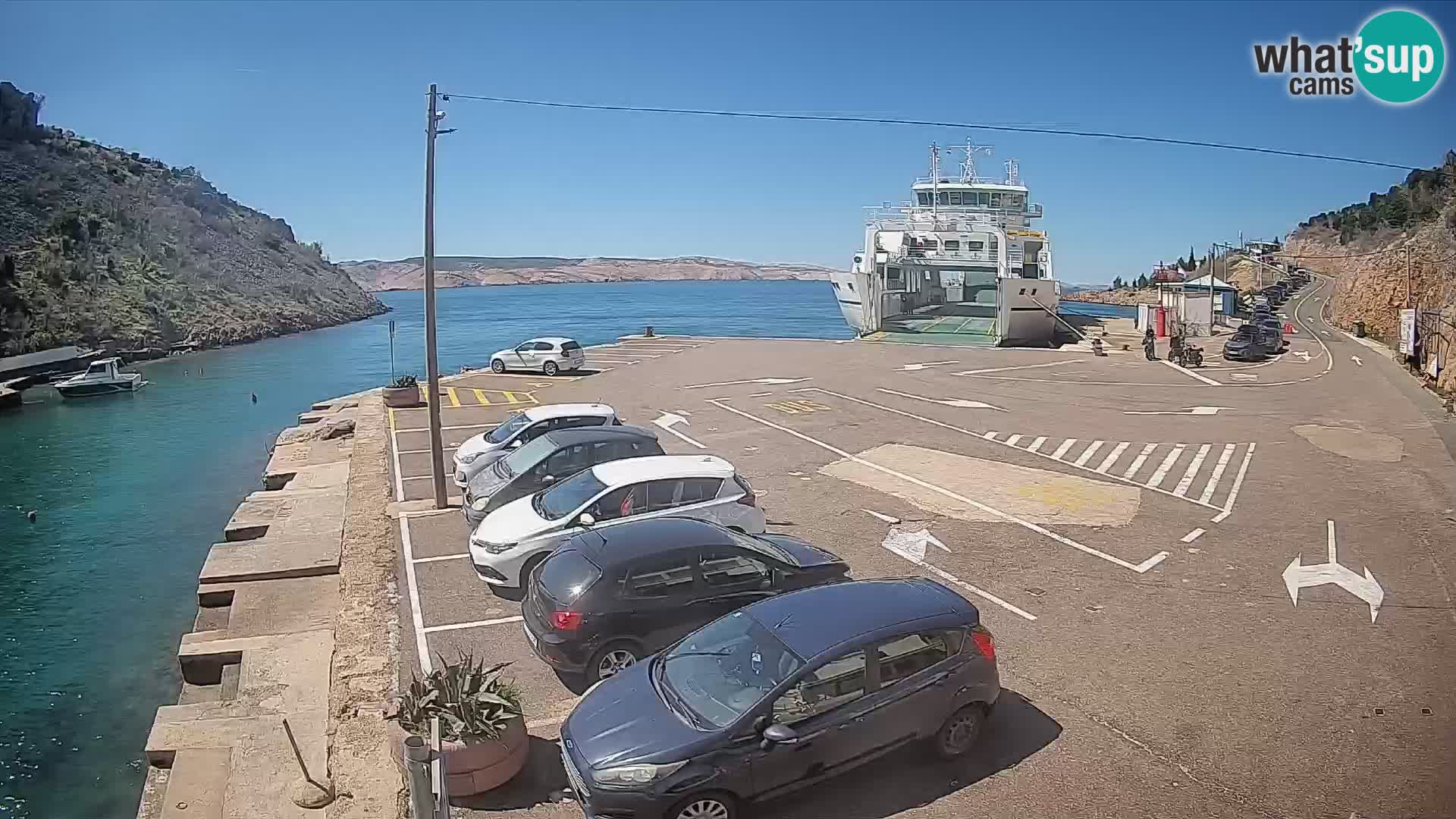 Webcam Prizna ferry port to Pag island