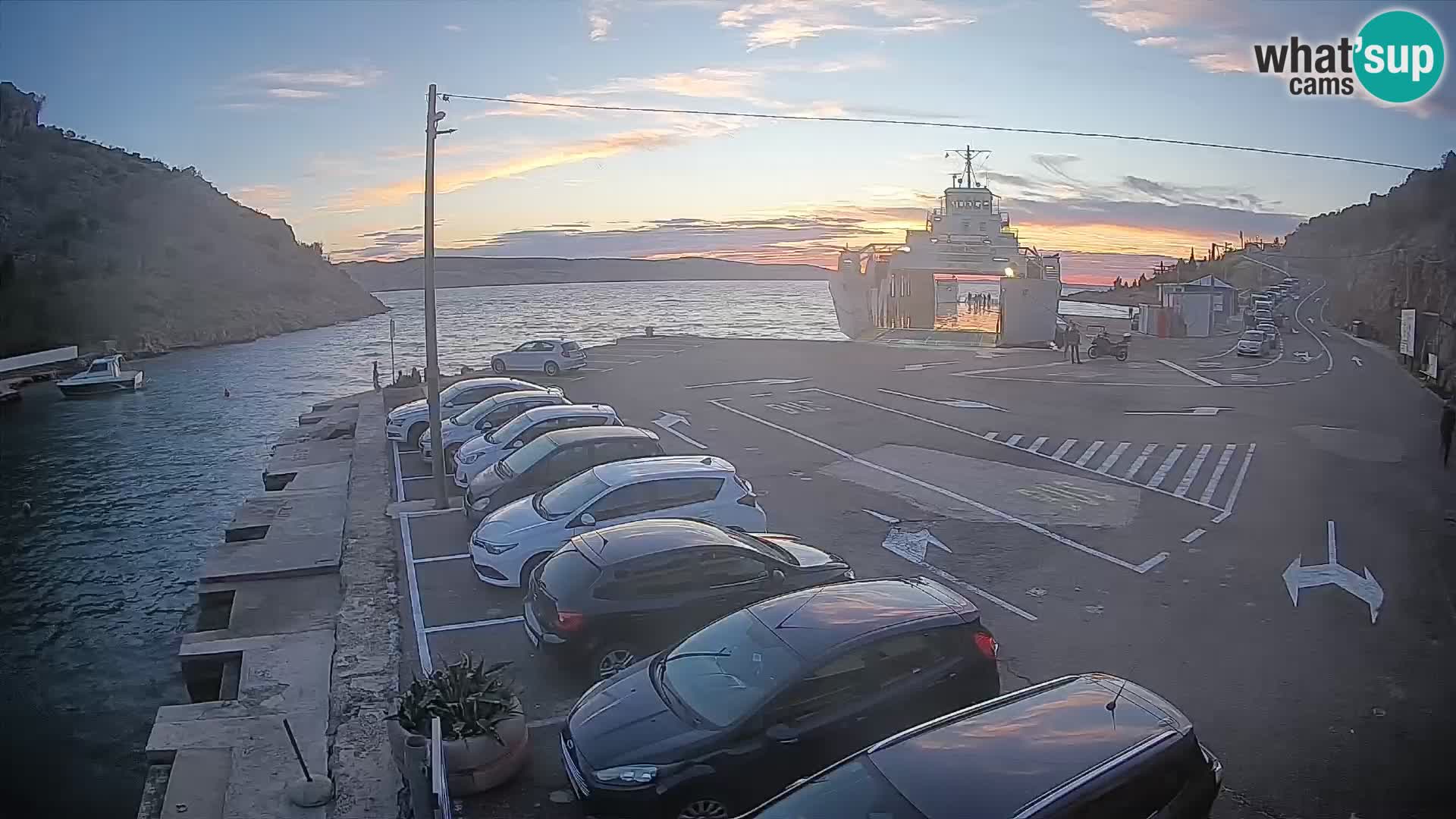 Webcam port de ferry de Prizna – vers l’île de Pag