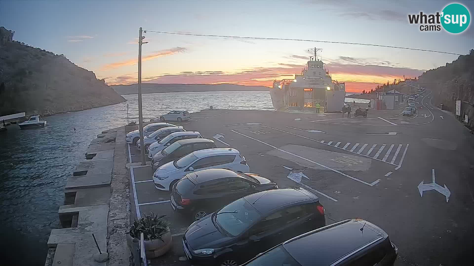 Webcam port de ferry de Prizna – vers l’île de Pag