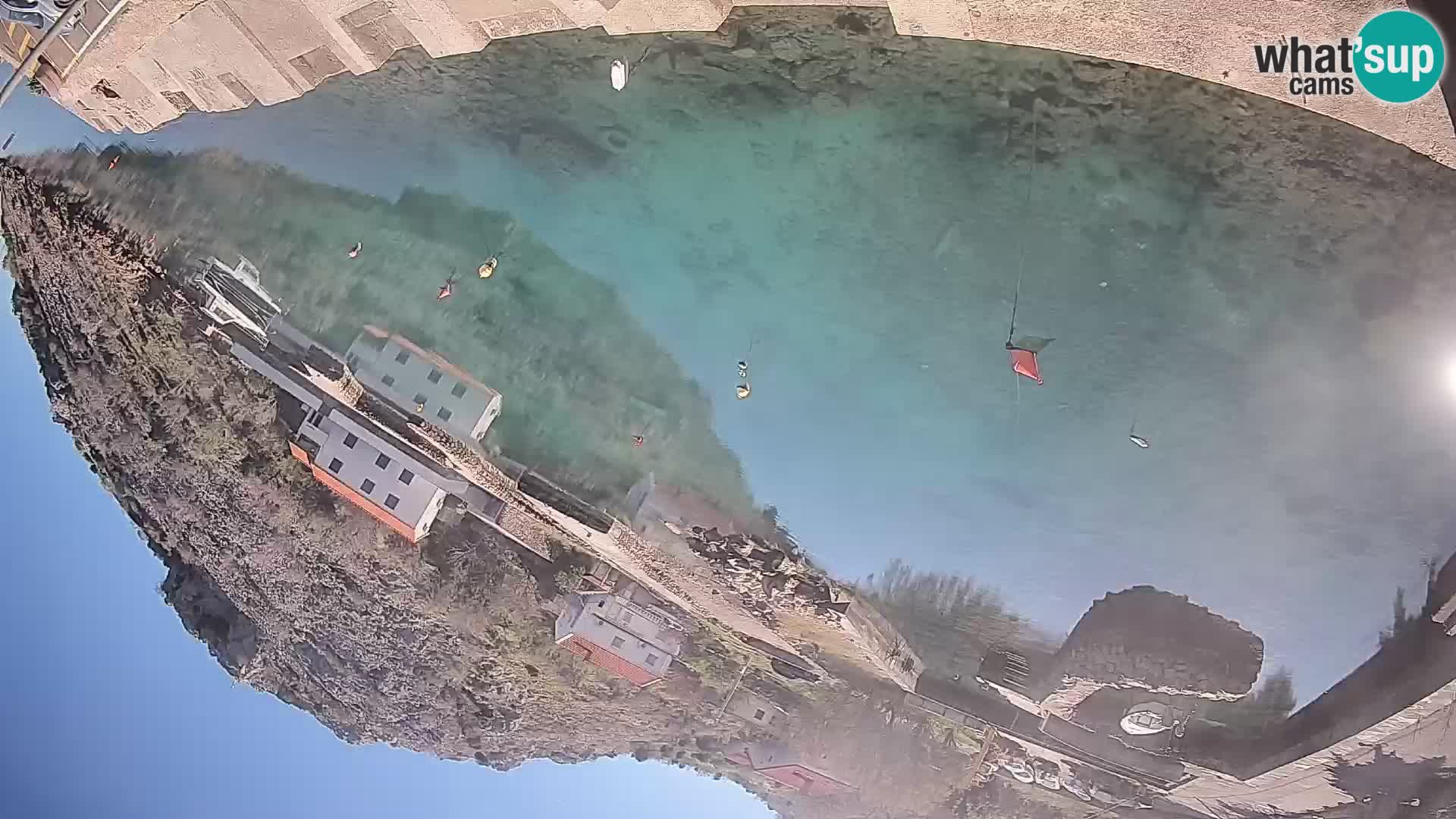 Webcam port de ferry de Prizna – vers l’île de Pag