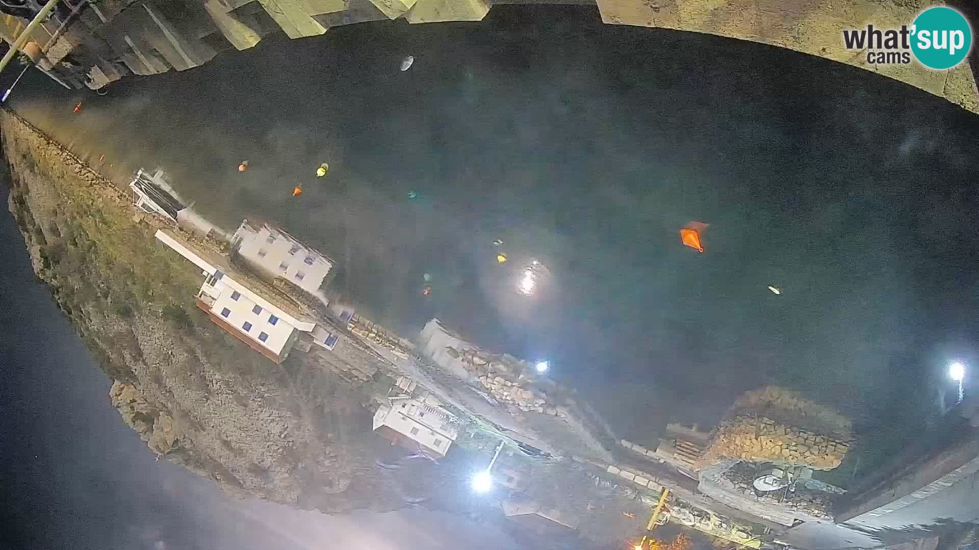 Webcam del puerto de ferris de Prizna – hacia la isla de Pag