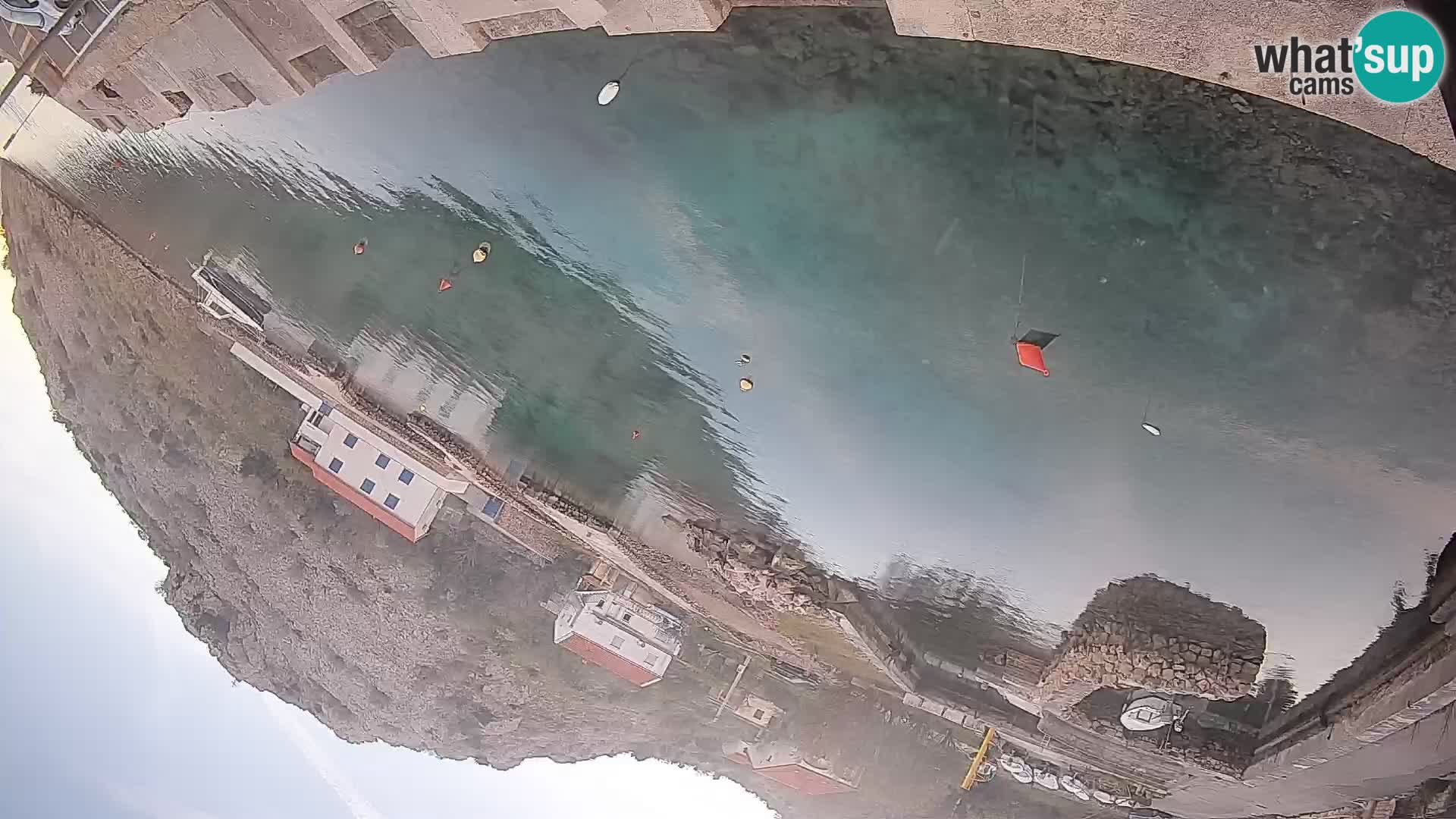 Webcam del puerto de ferris de Prizna – hacia la isla de Pag