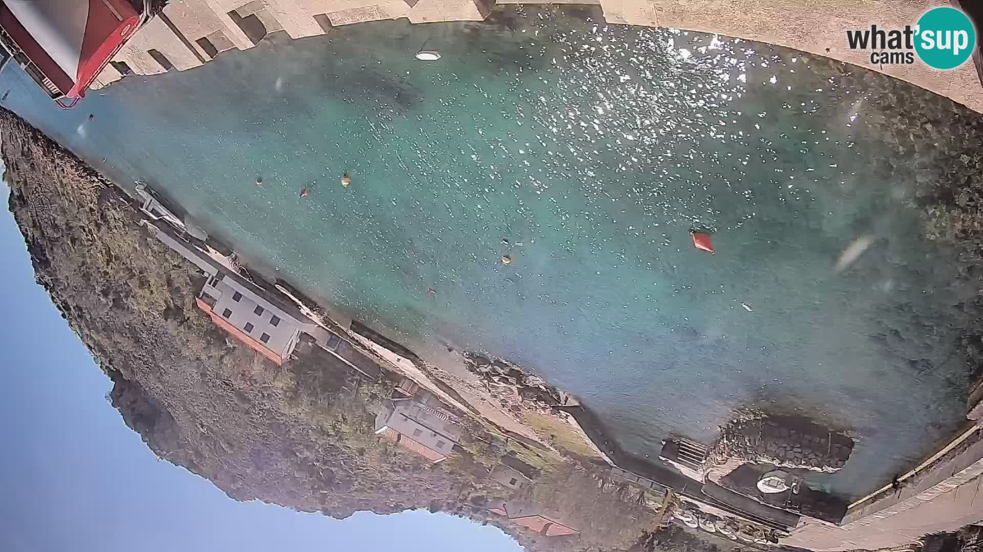 Webcam del puerto de ferris de Prizna – hacia la isla de Pag