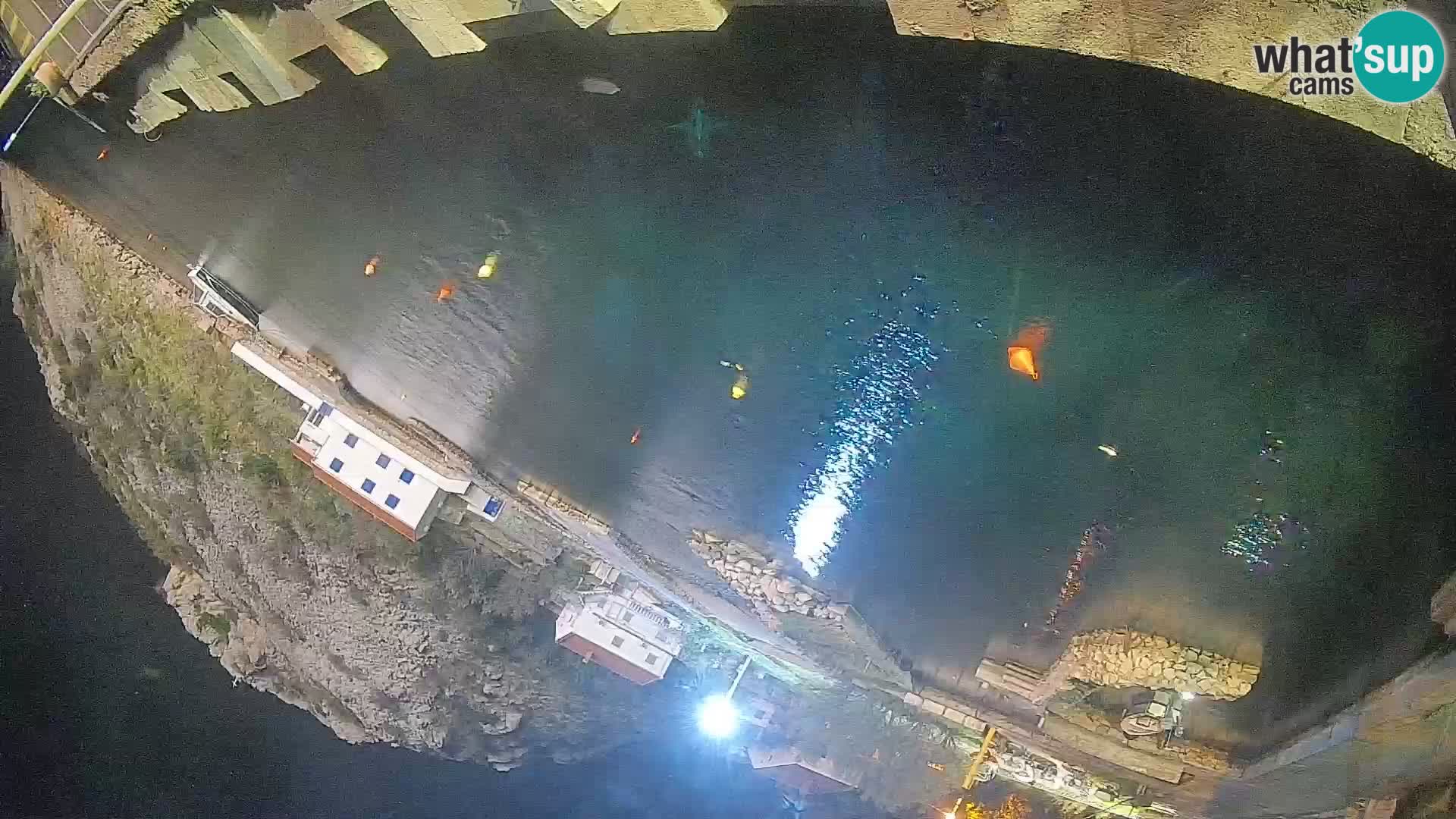 Webcam port de ferry de Prizna – vers l’île de Pag