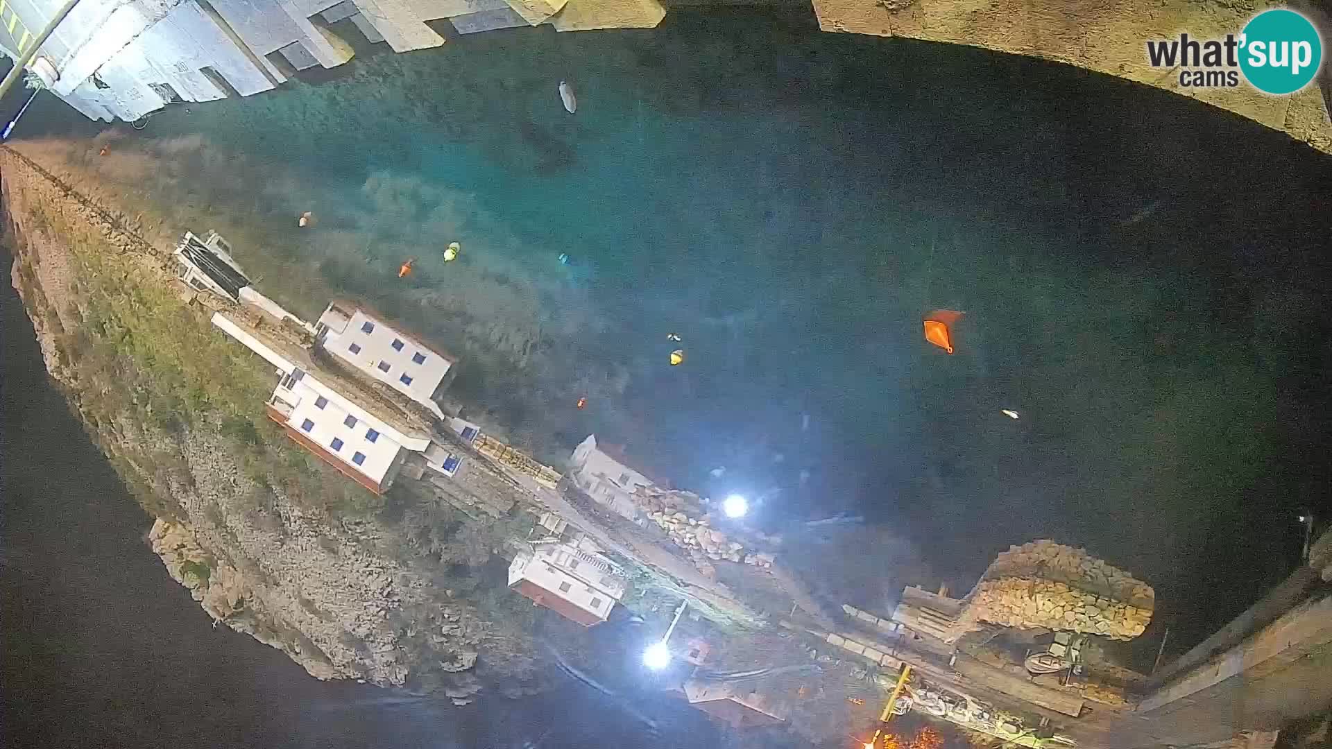 Webcam port de ferry de Prizna – vers l’île de Pag