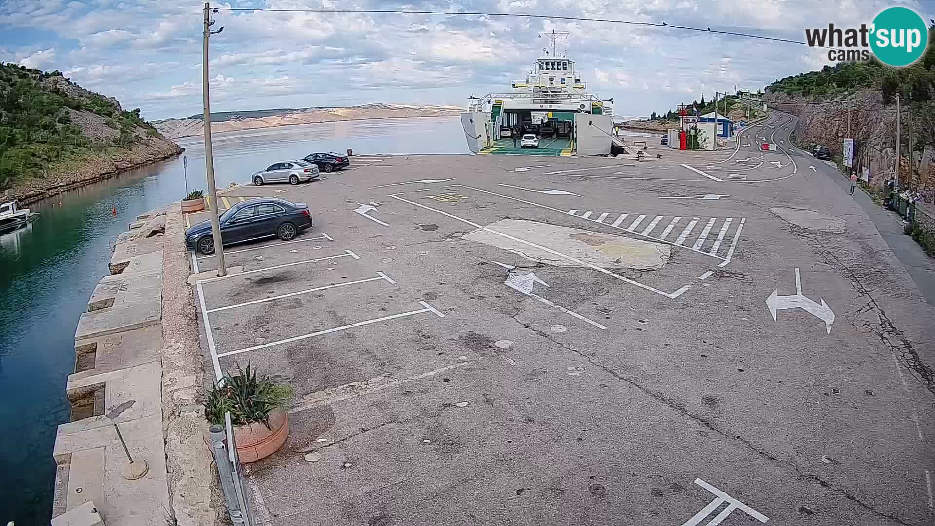 Webcam Prizna ferry port to Pag island