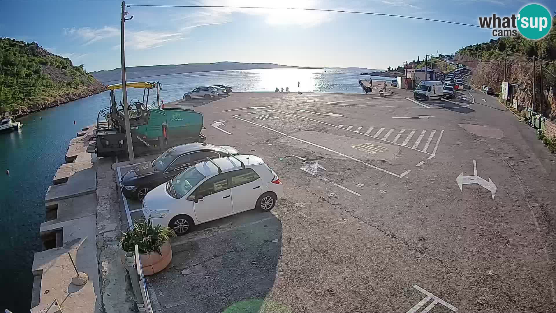 Webcam Prizna ferry port to Pag island