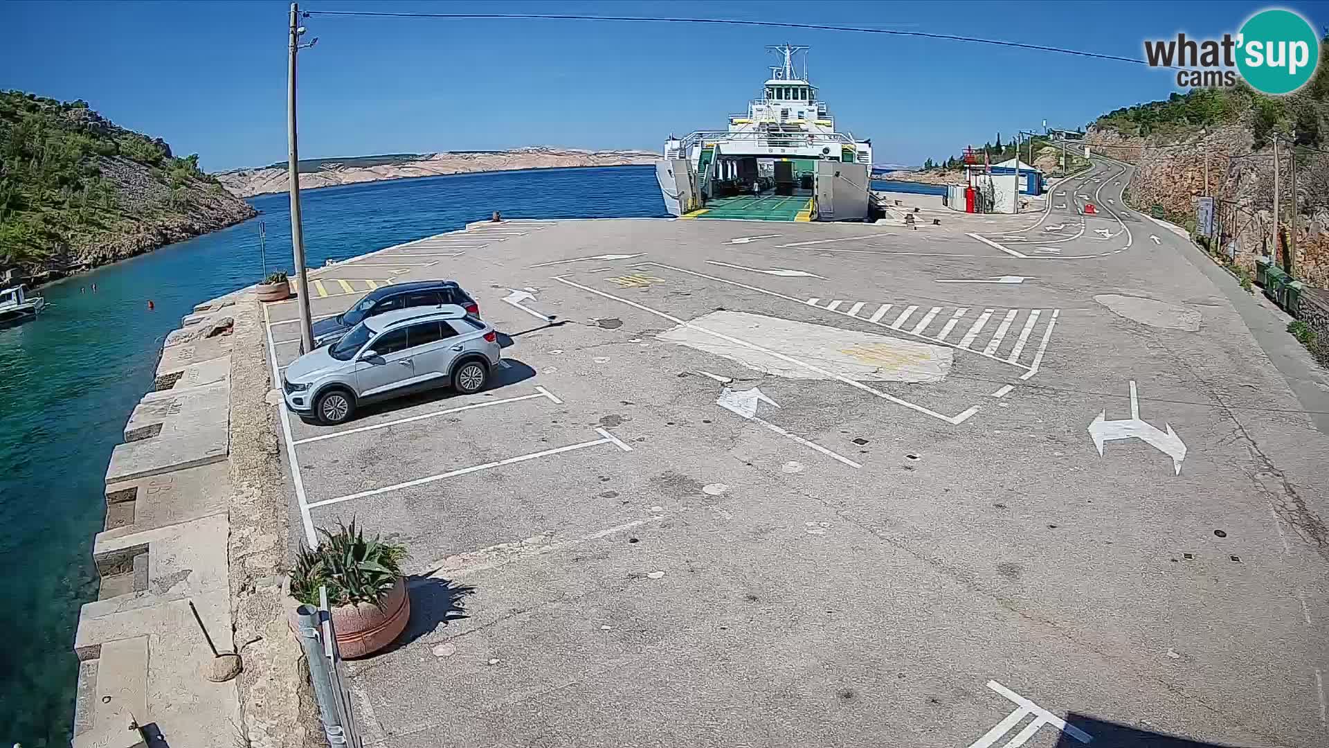 Webcam Prizna ferry port to Pag island
