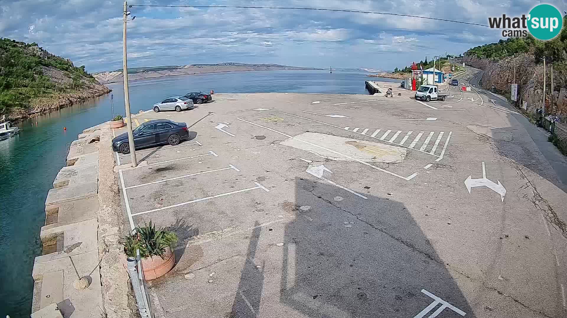 Webcam Prizna ferry port to Pag island