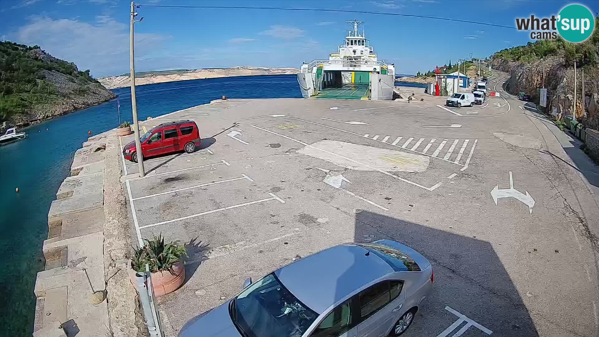 Webcam Prizna ferry port to Pag island