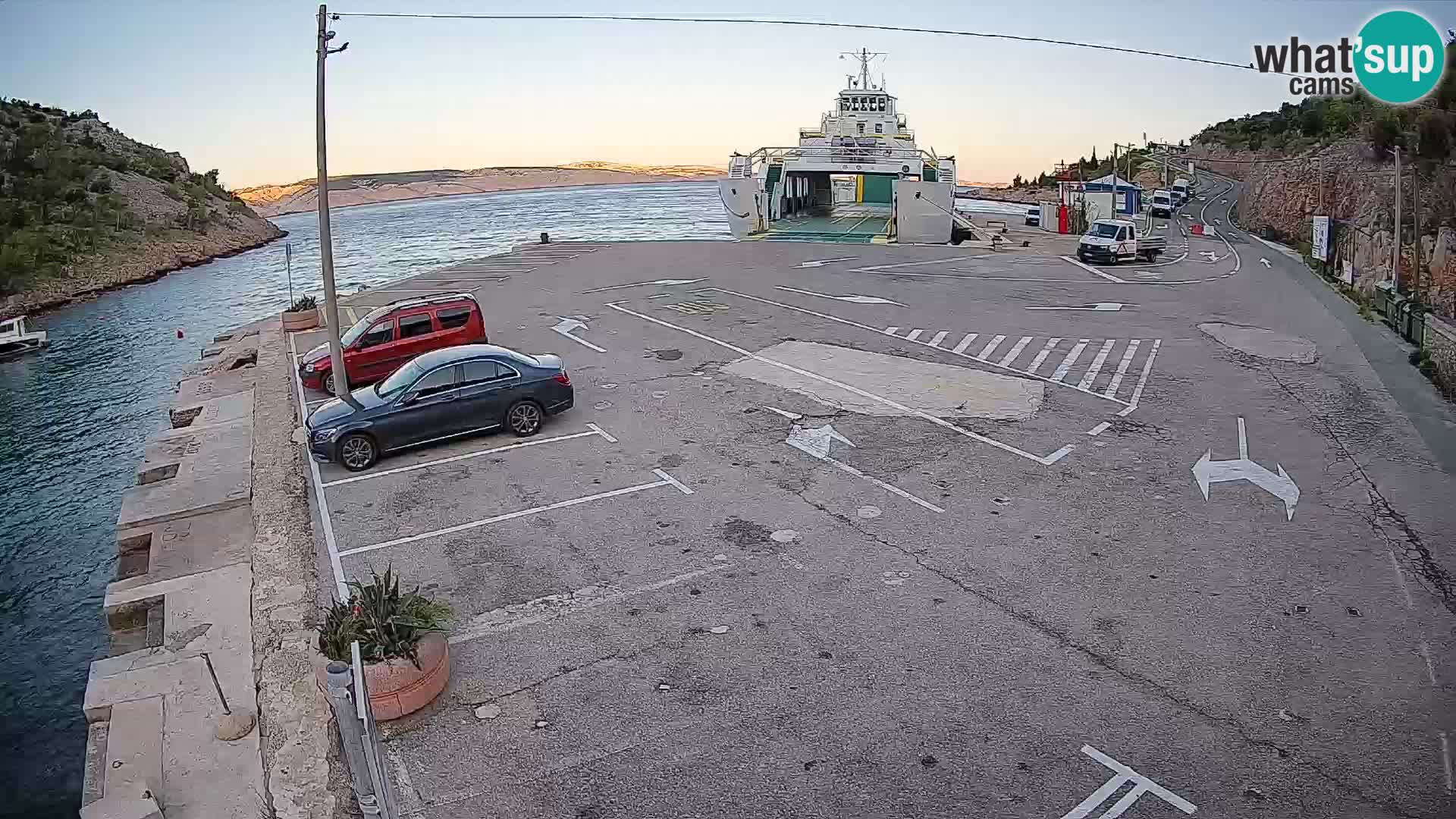 Webcam Fährhafen Prizna – zur Insel Pag