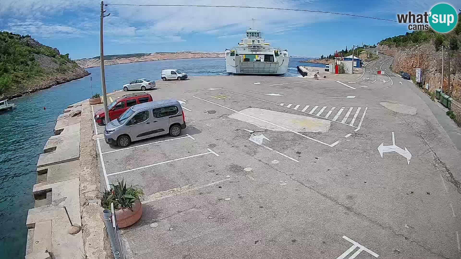 Webcam Prizna ferry port to Pag island