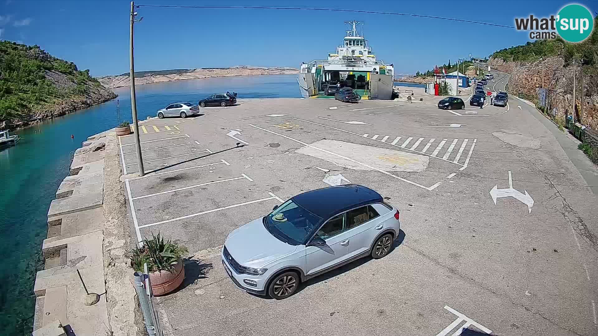 Webcam port de ferry de Prizna – vers l’île de Pag