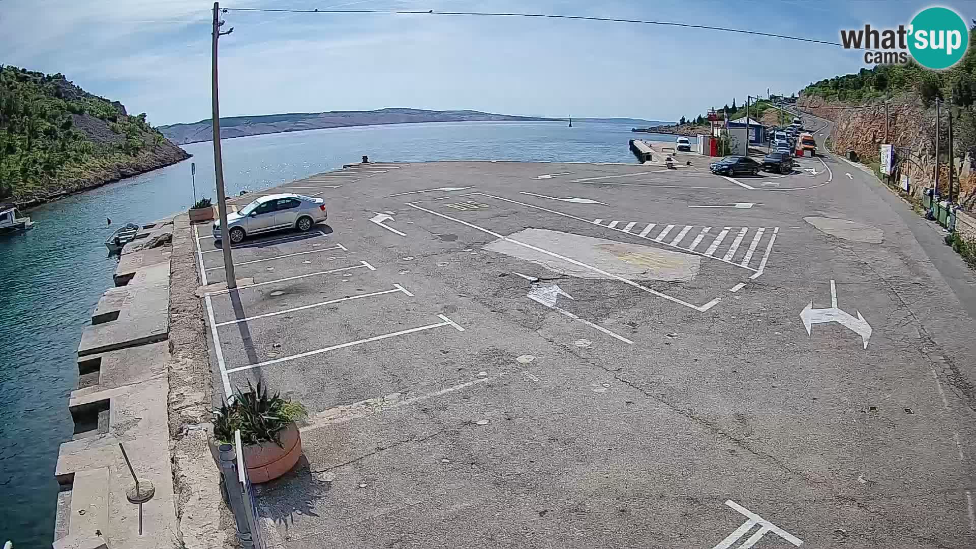 Webcam del puerto de ferris de Prizna – hacia la isla de Pag