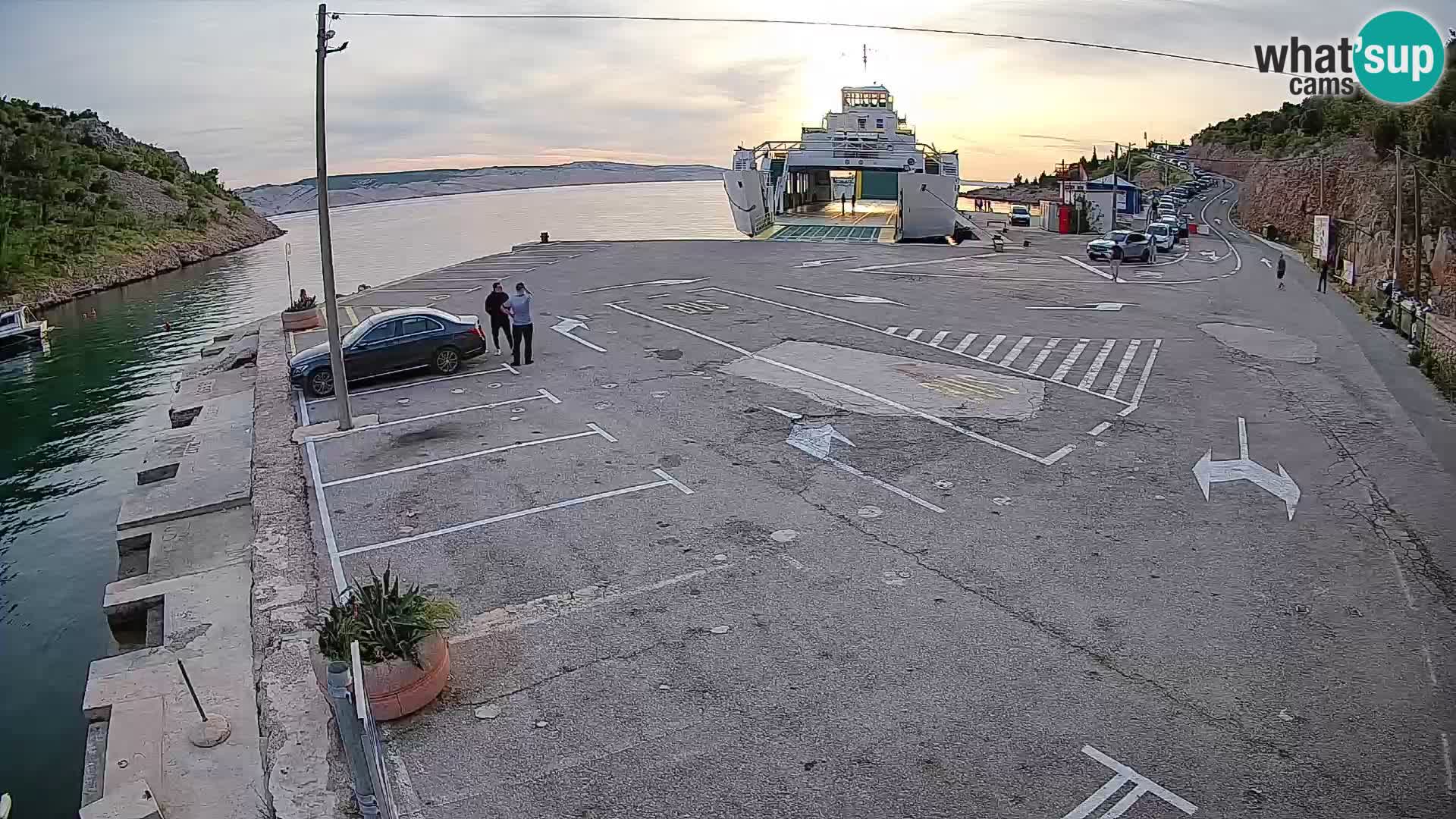 Webcam port de ferry de Prizna – vers l’île de Pag