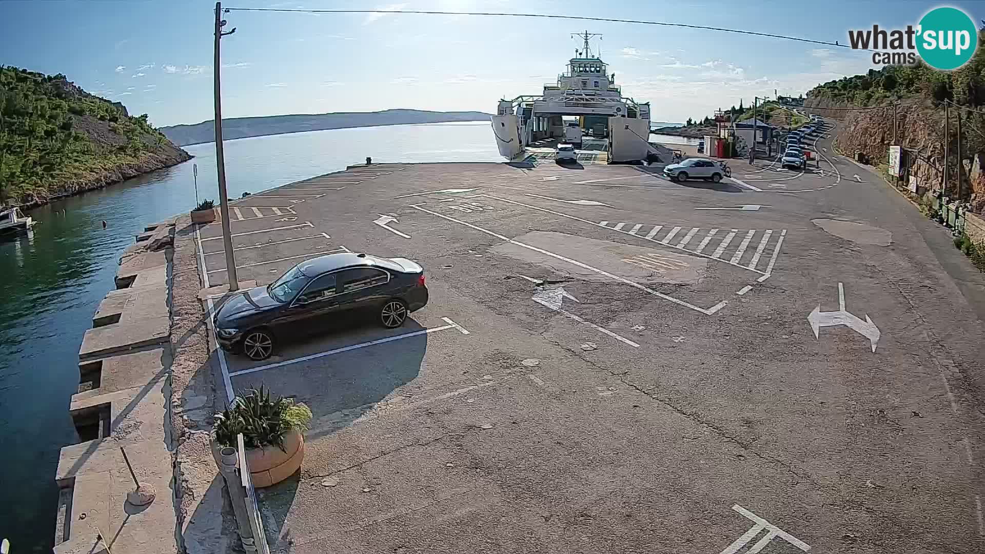 Webcam Prizna ferry port to Pag island