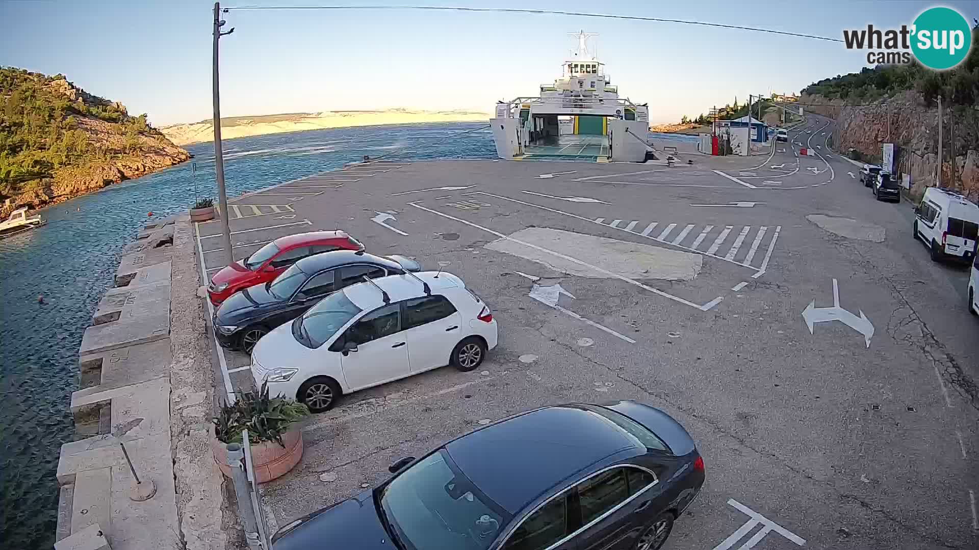 Webcam Prizna ferry port to Pag island