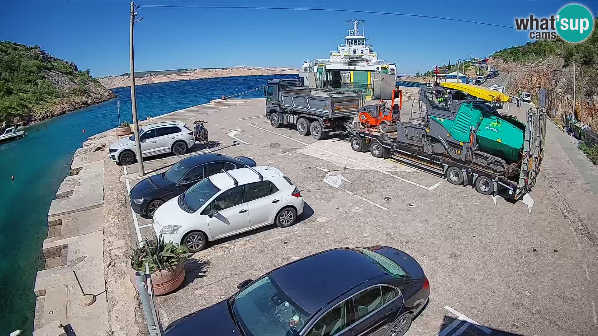 Webcam Prizna ferry port to Pag island