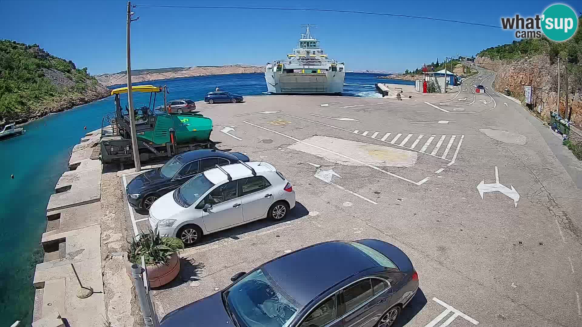 Webcam Prizna ferry port to Pag island