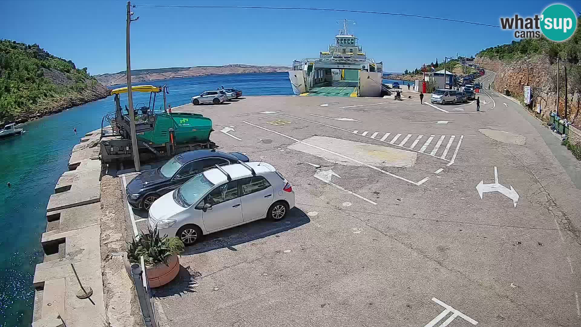 Webcam Prizna ferry port to Pag island
