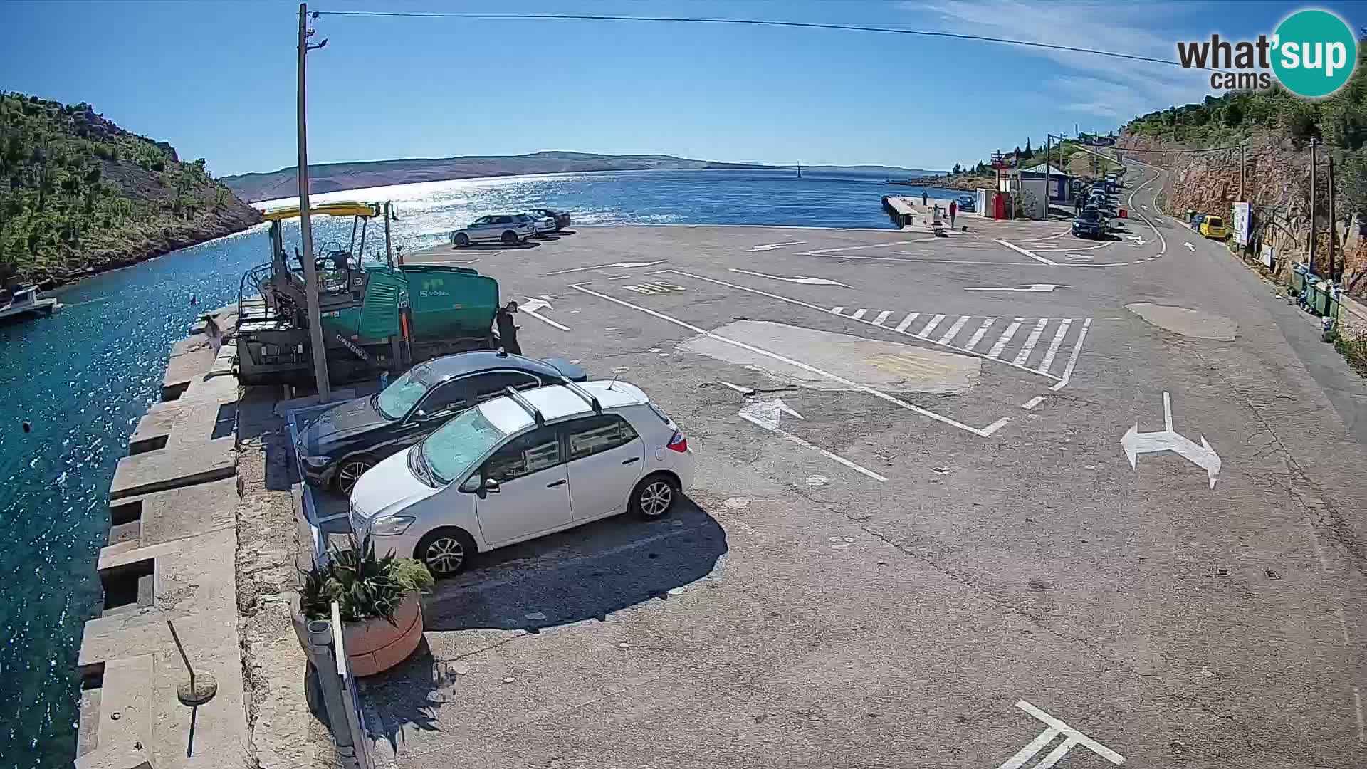 Webcam del puerto de ferris de Prizna – hacia la isla de Pag